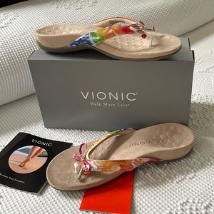 Vionic floral sandals